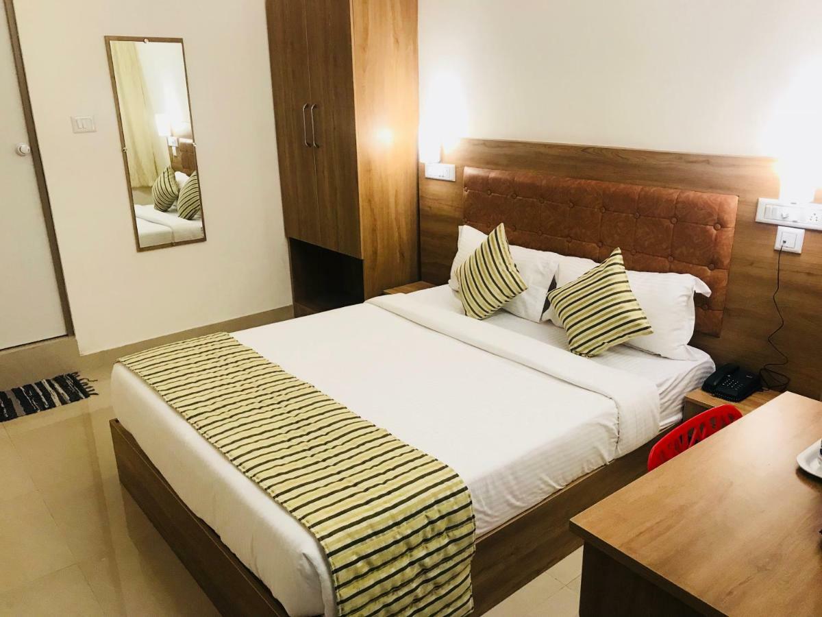 Hotel Prasad Residency Bangalore Extérieur photo