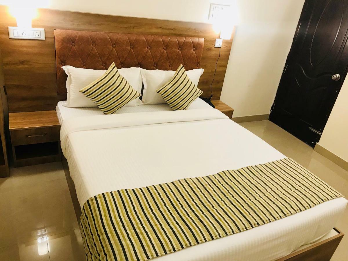 Hotel Prasad Residency Bangalore Extérieur photo
