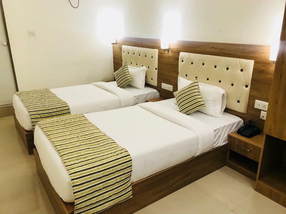 Hotel Prasad Residency Bangalore Extérieur photo